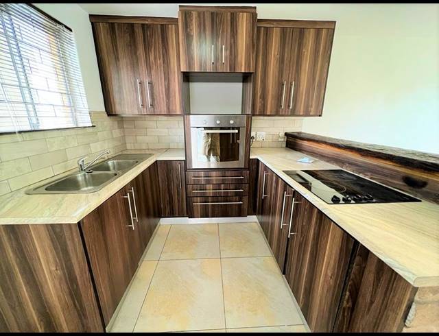 1 BEDROOM APARTMENT FOR SALE IN CHURCHILL ESTATE
